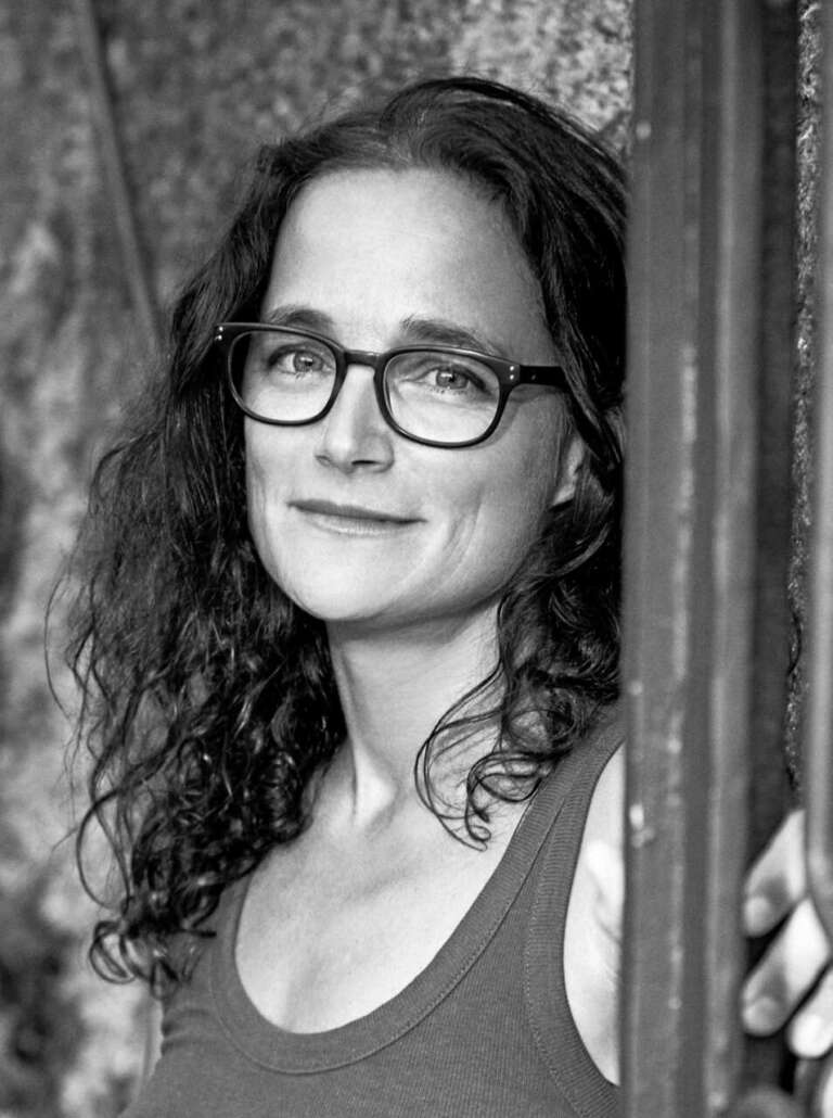 Literaturgespräch und Lesung mit elke Laznia